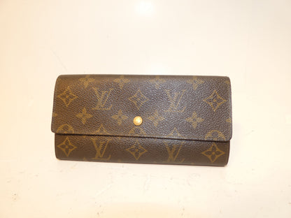 LOUIS VUITTON Monogram Sarah Monogram Long Wallet