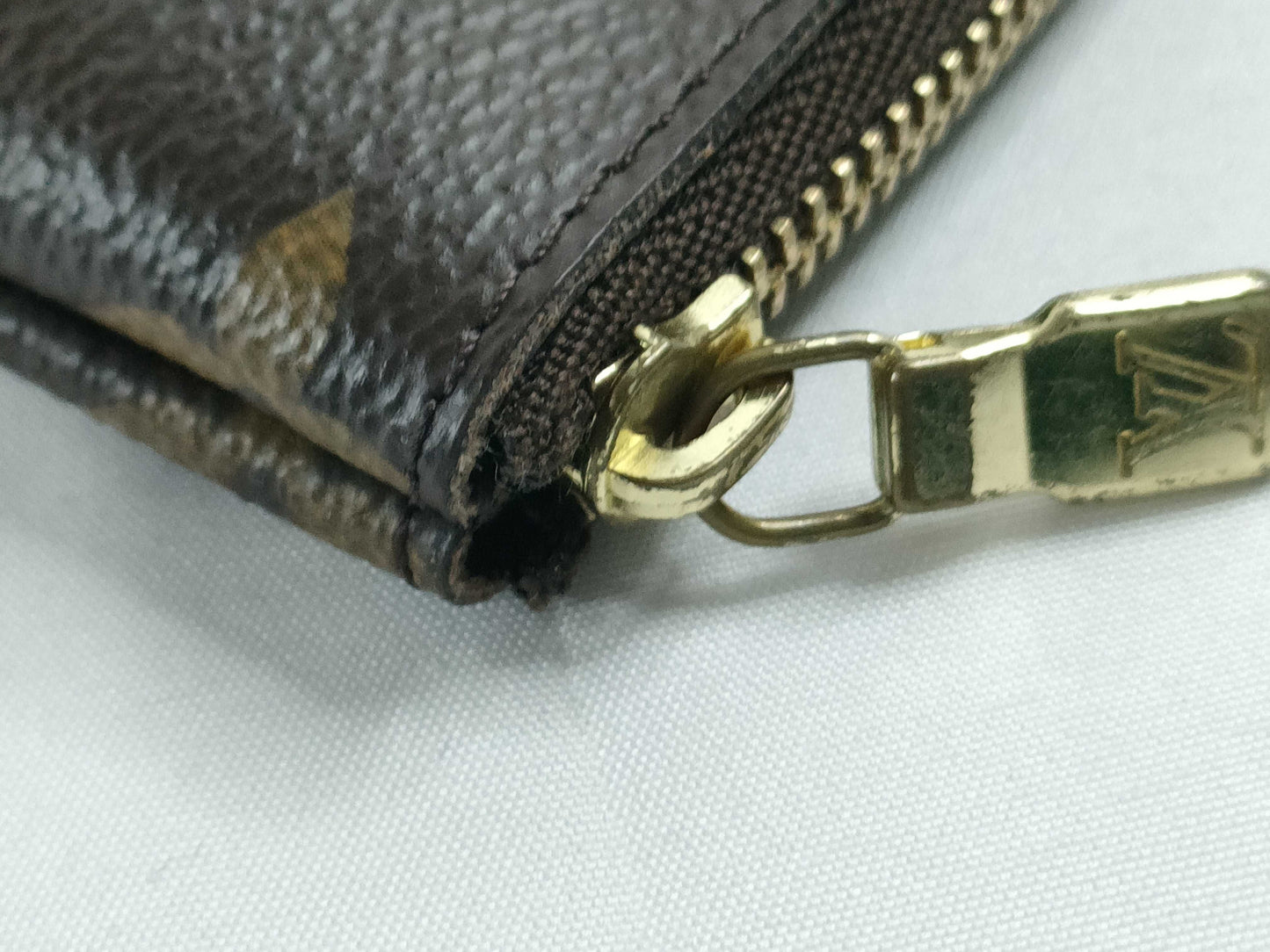 LOUIS VUITTON Monogram Pochette Cle CT2282 Coin Case