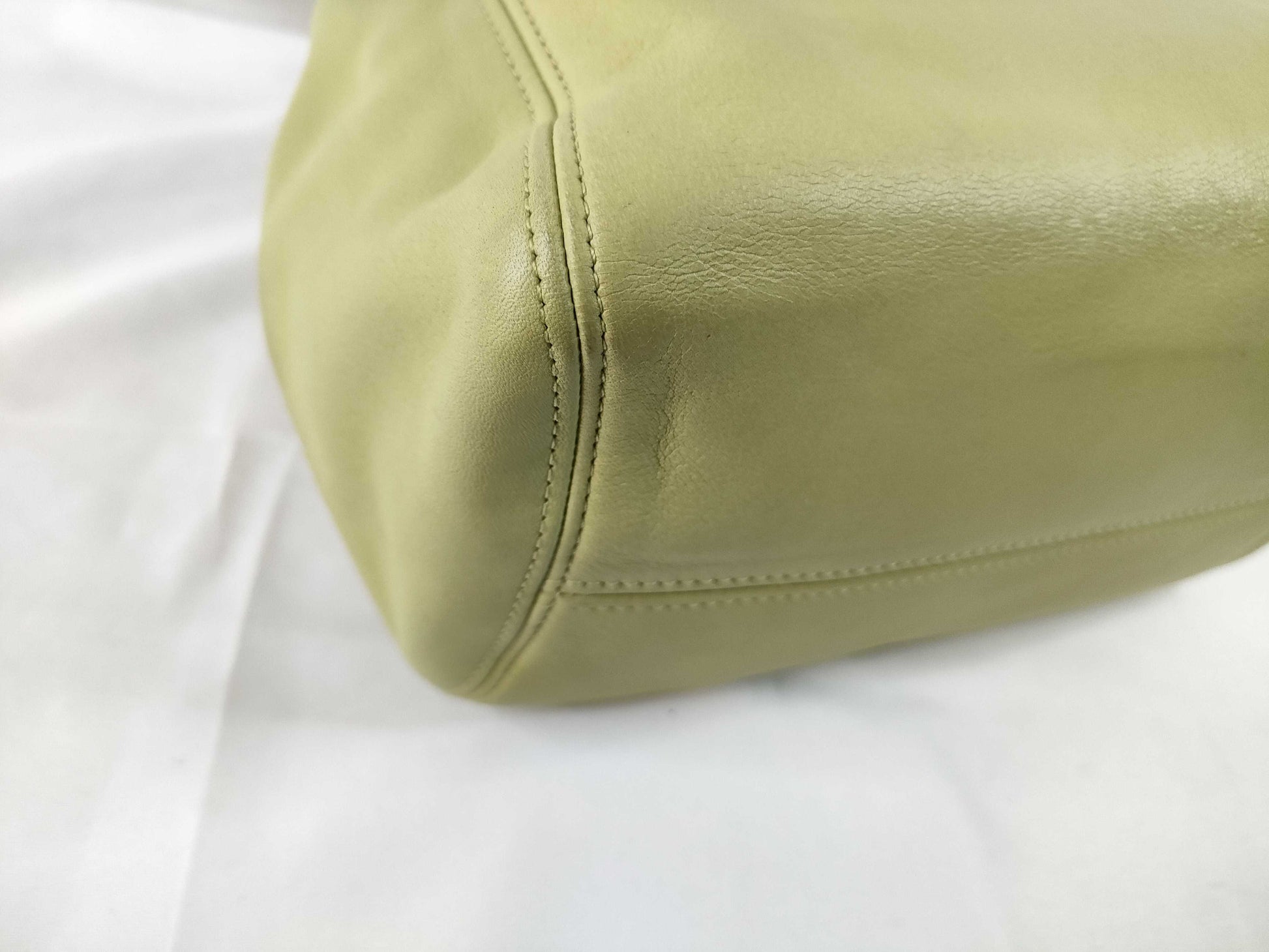 COACH Shoulder Bag Pistachio