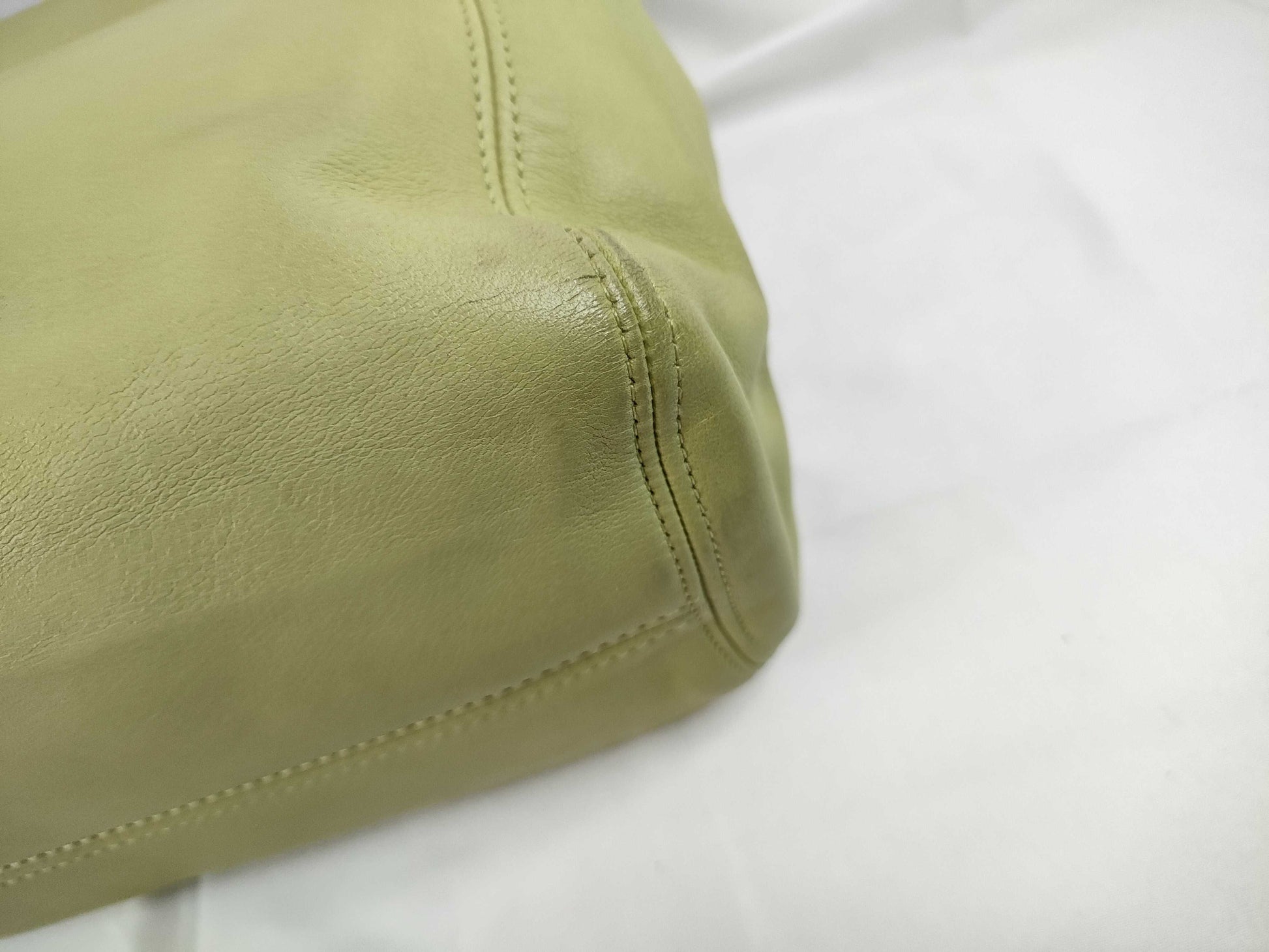 COACH Shoulder Bag Pistachio