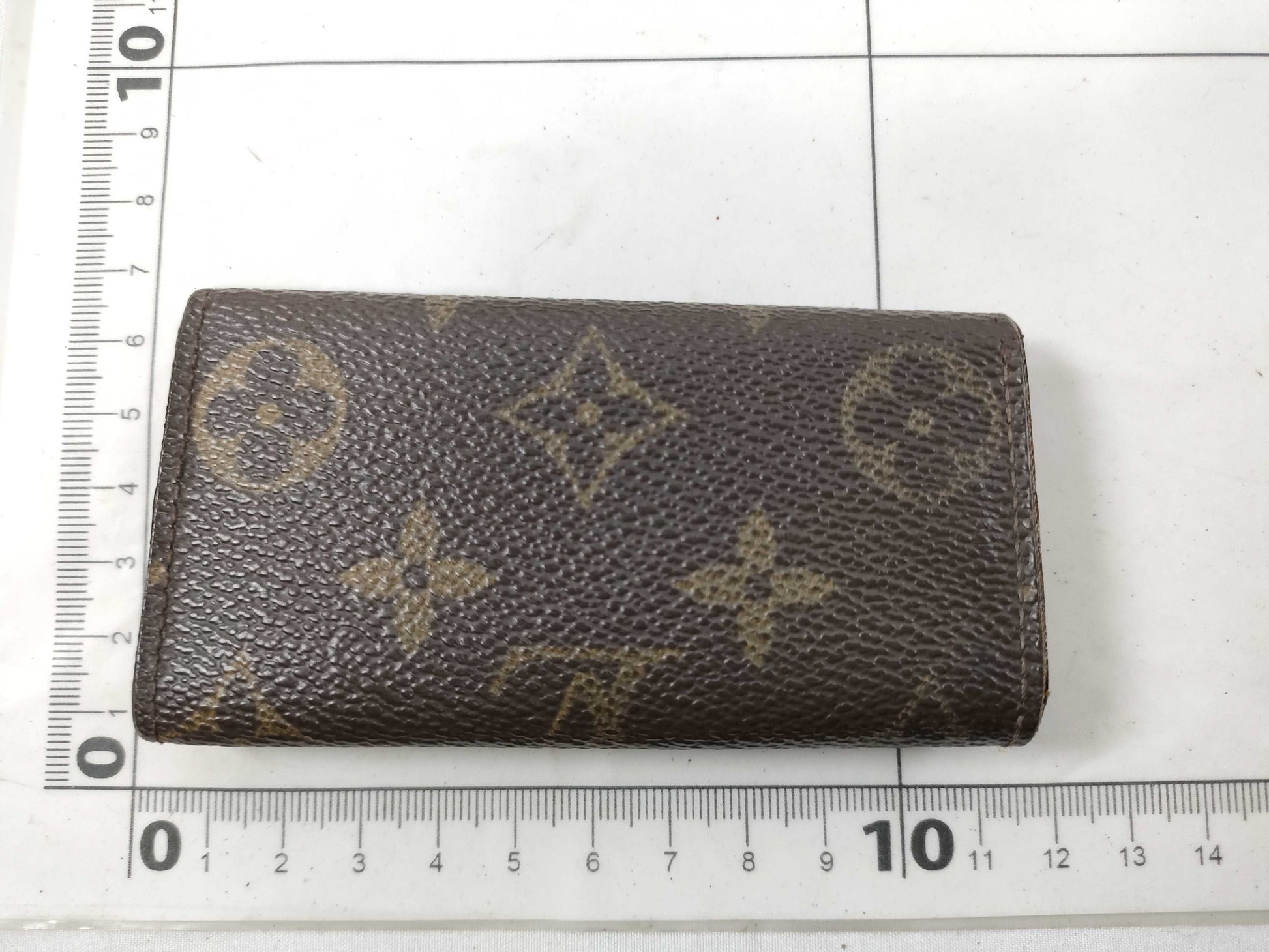 LOUIS VUITTON Monogram Louis Vuitton Monogram Wallet Accessories 7-Piece Wallet