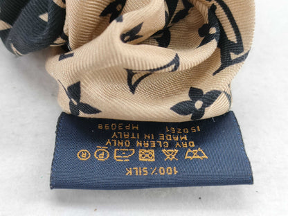 LOUIS VUITTON Monogram Louis Vuitton Scrunchie Be Mindful MP3098 Accessories: Dust bag Hair accessory