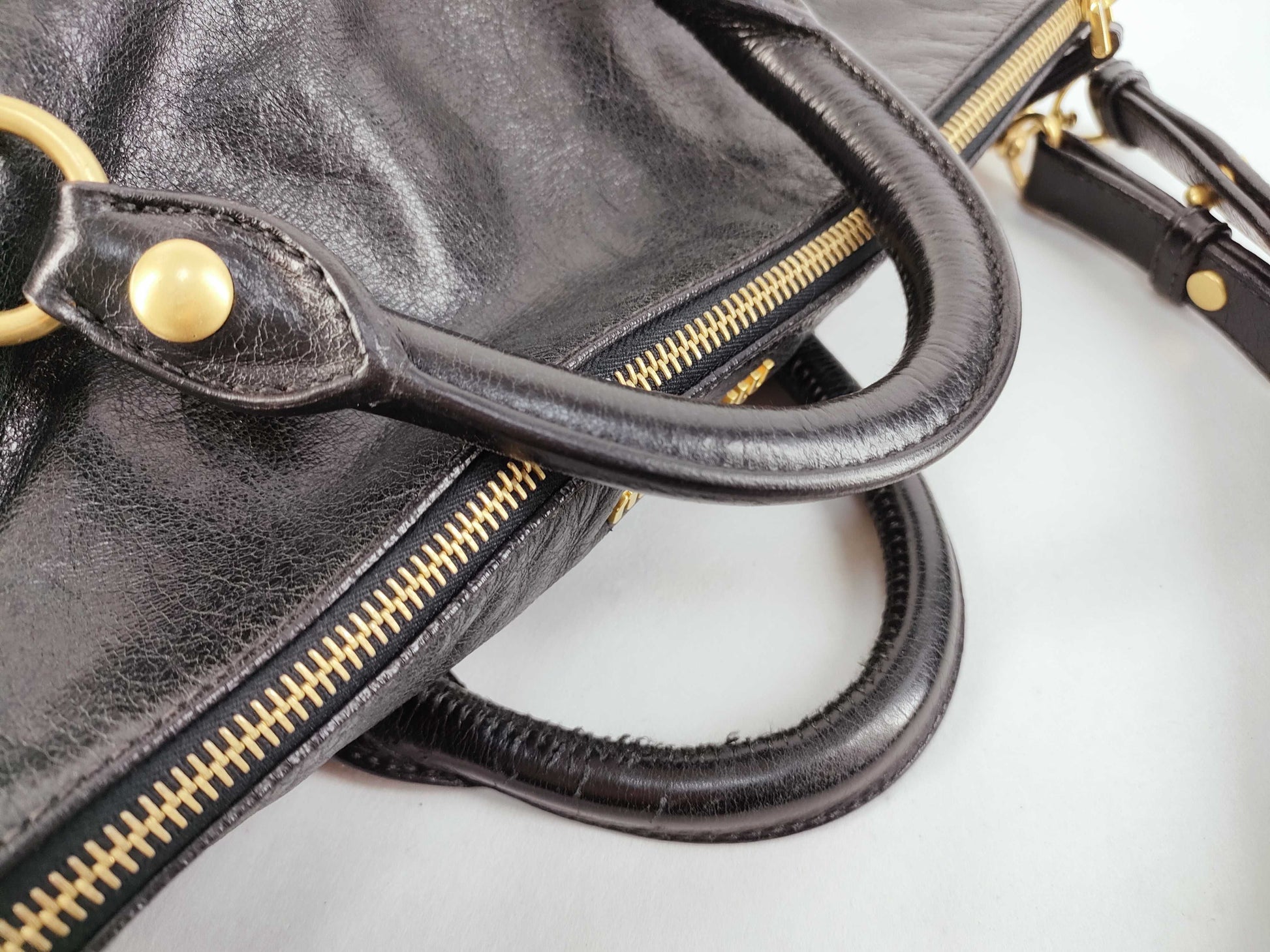 Miu Miu 2-Way Handbag with Side Ribbon Leather Handbag