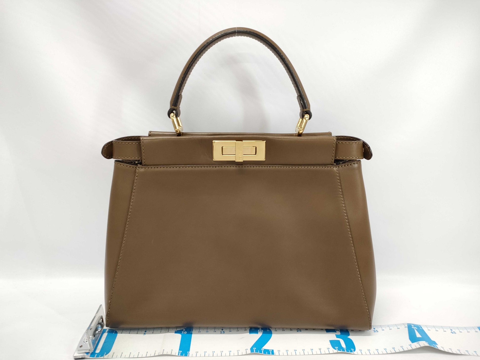 FENDI Peekaboo Iconic Medium Handbag 8BN226 Handbag