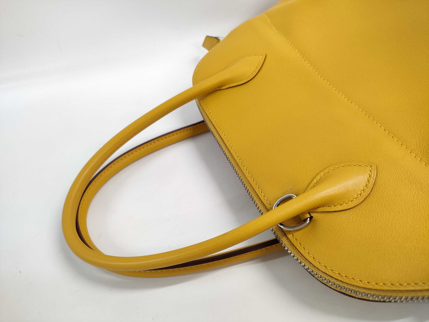 HERMES Bolide 27 Handbag, Jaune Ambre, Swift Leather, C Stamp, Handbag