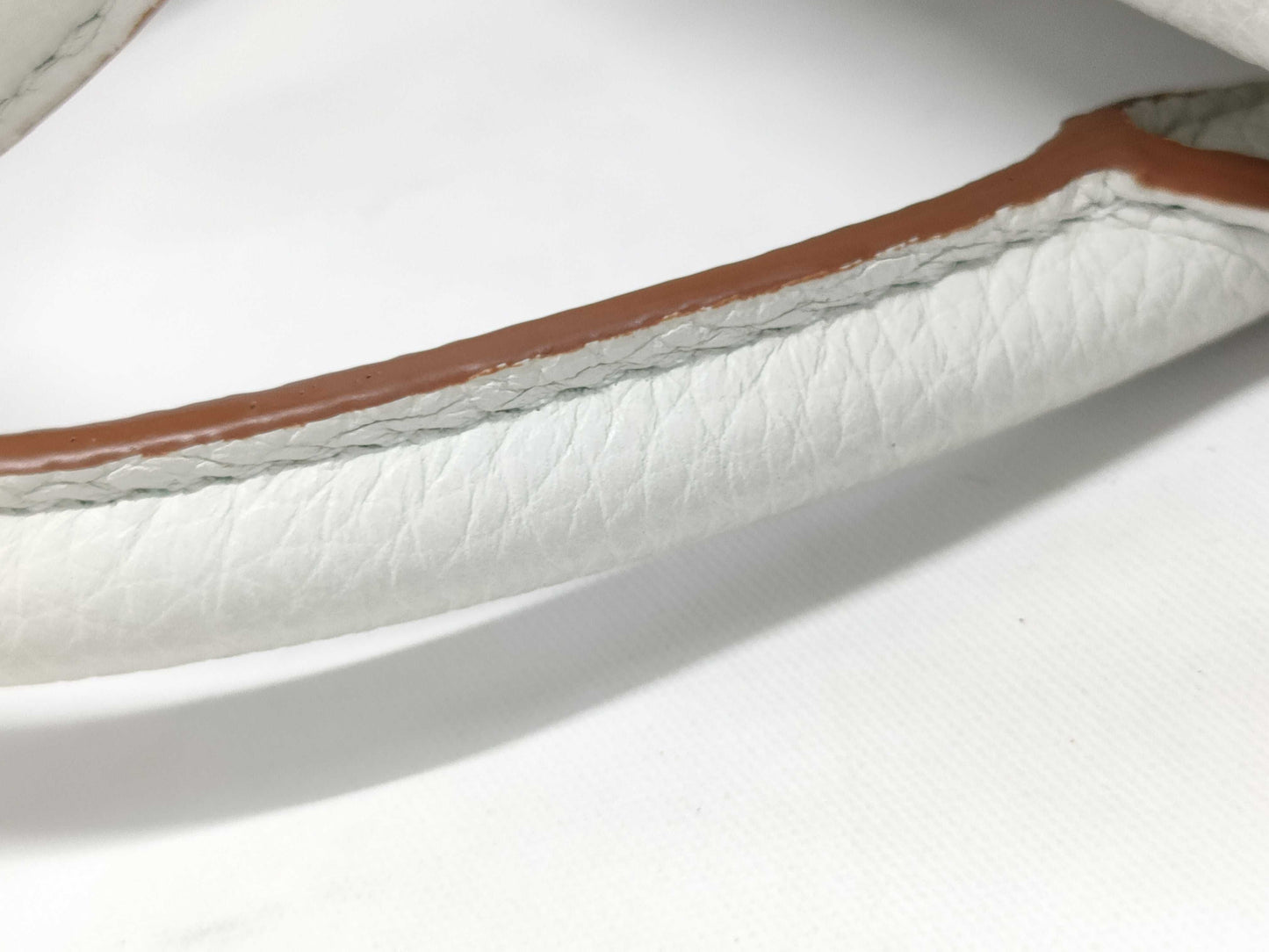 LOEWE Amazona 23 Handbag A039N07X02