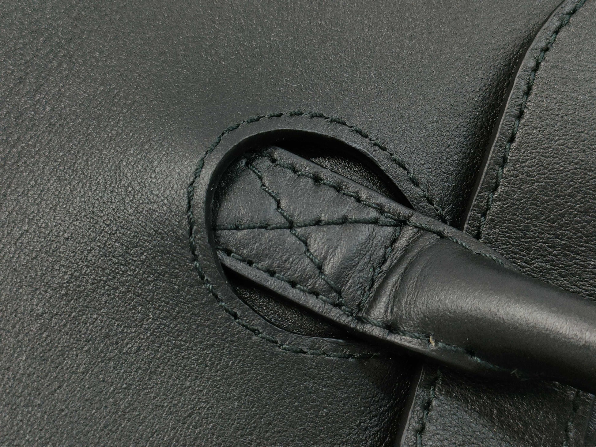 BALENCIAGA Bel Air Carryall Tote Bag, Medium, 805481