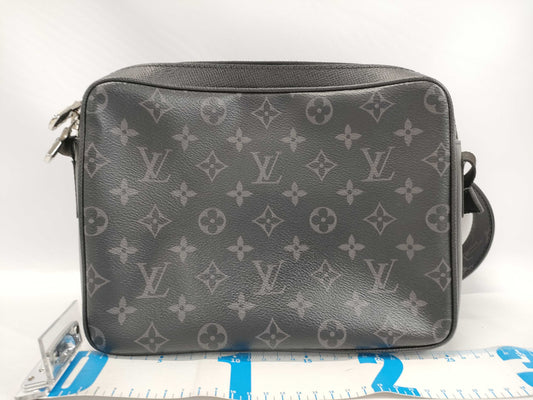 LOUIS VUITTON LOUIS VUITTON Shoulder Bag Outdoor Messenger PM M30233 Shoulder Bag