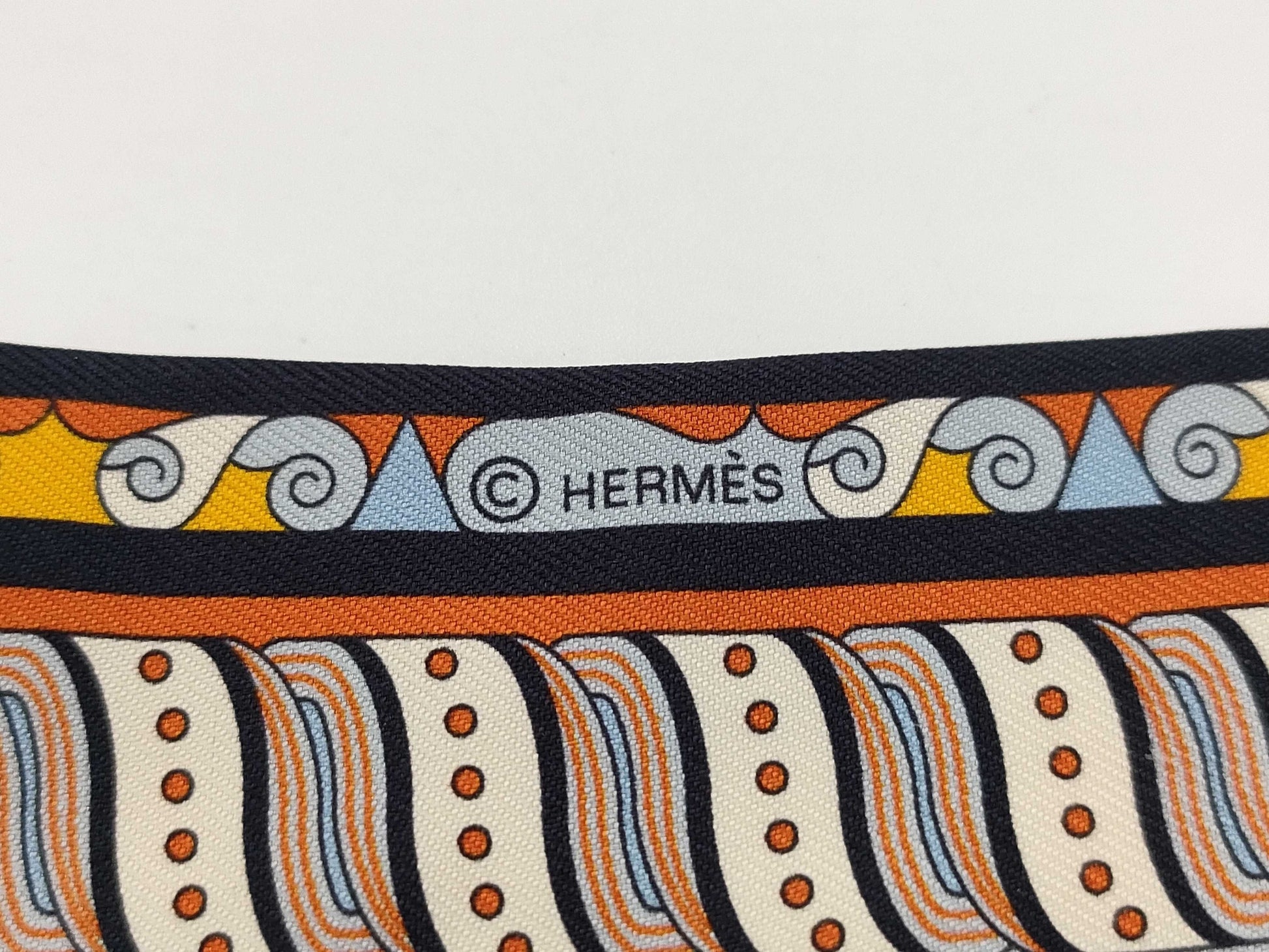 HERMES Scarves and other accessories