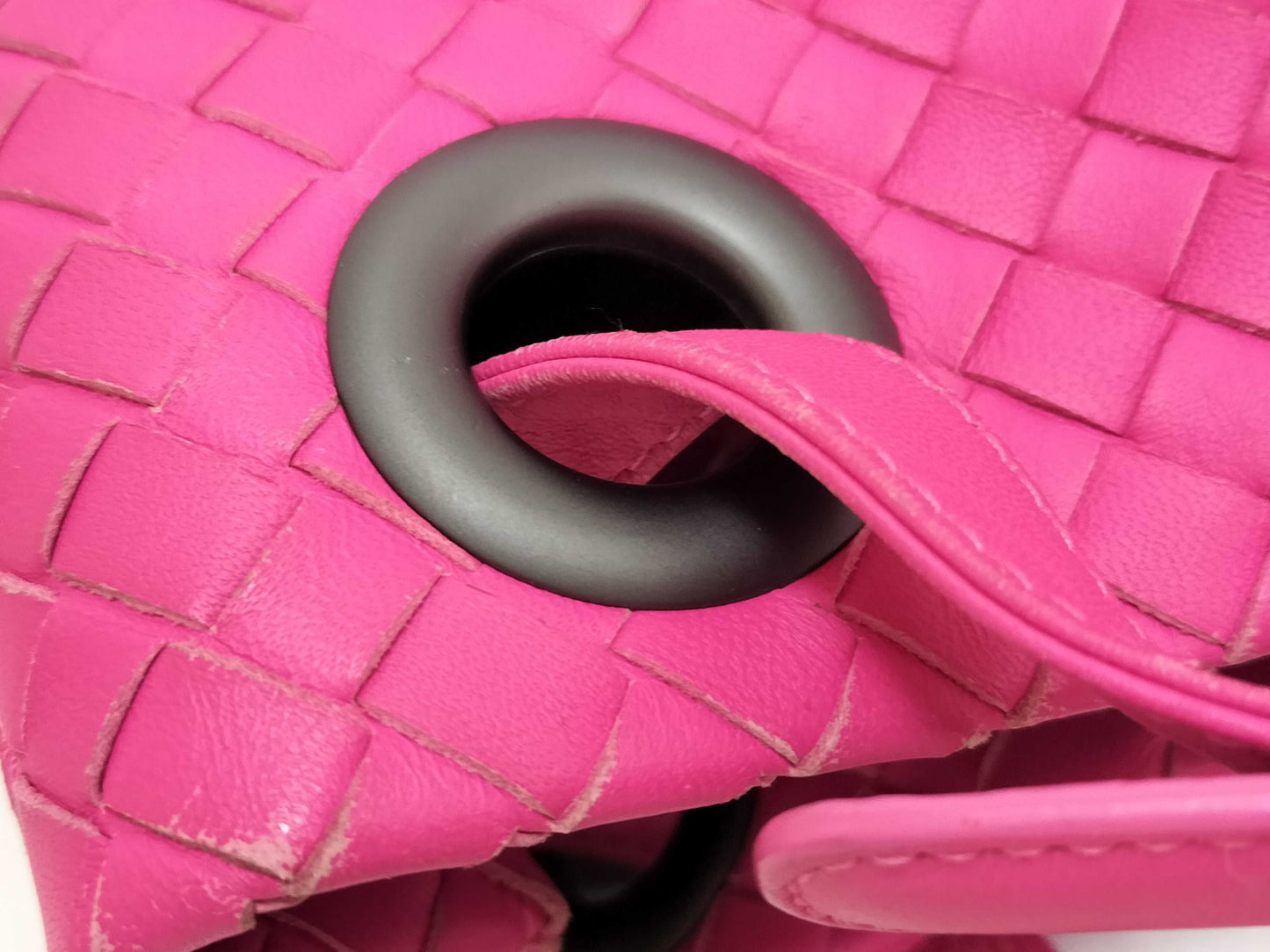 BOTTEGA VENETA Intrecciato Pink Shoulder Bag with Mirror