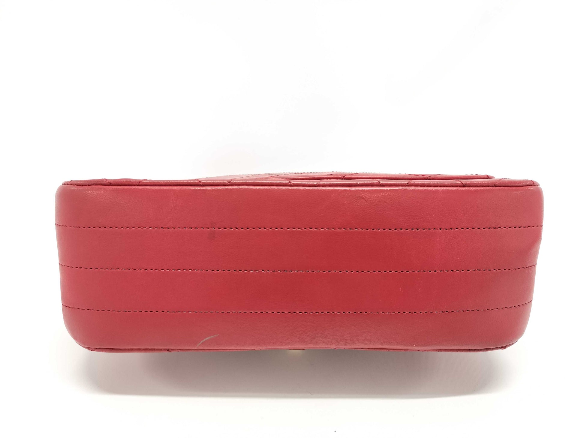 CHANEL CC Vintage Turnlock Flap Shoulder Bag in Red Lambskin with Gold Hardware