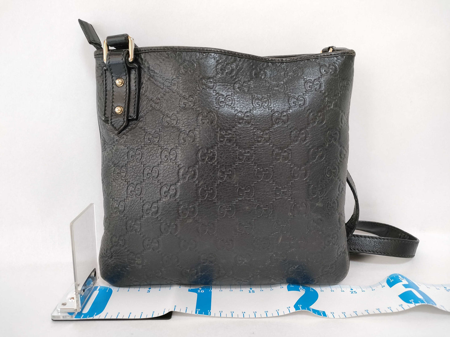 GUCCI Guccissima Gucci Messenger Bag Black Guccissima Leather Shoulder Bag with Gold Hardware