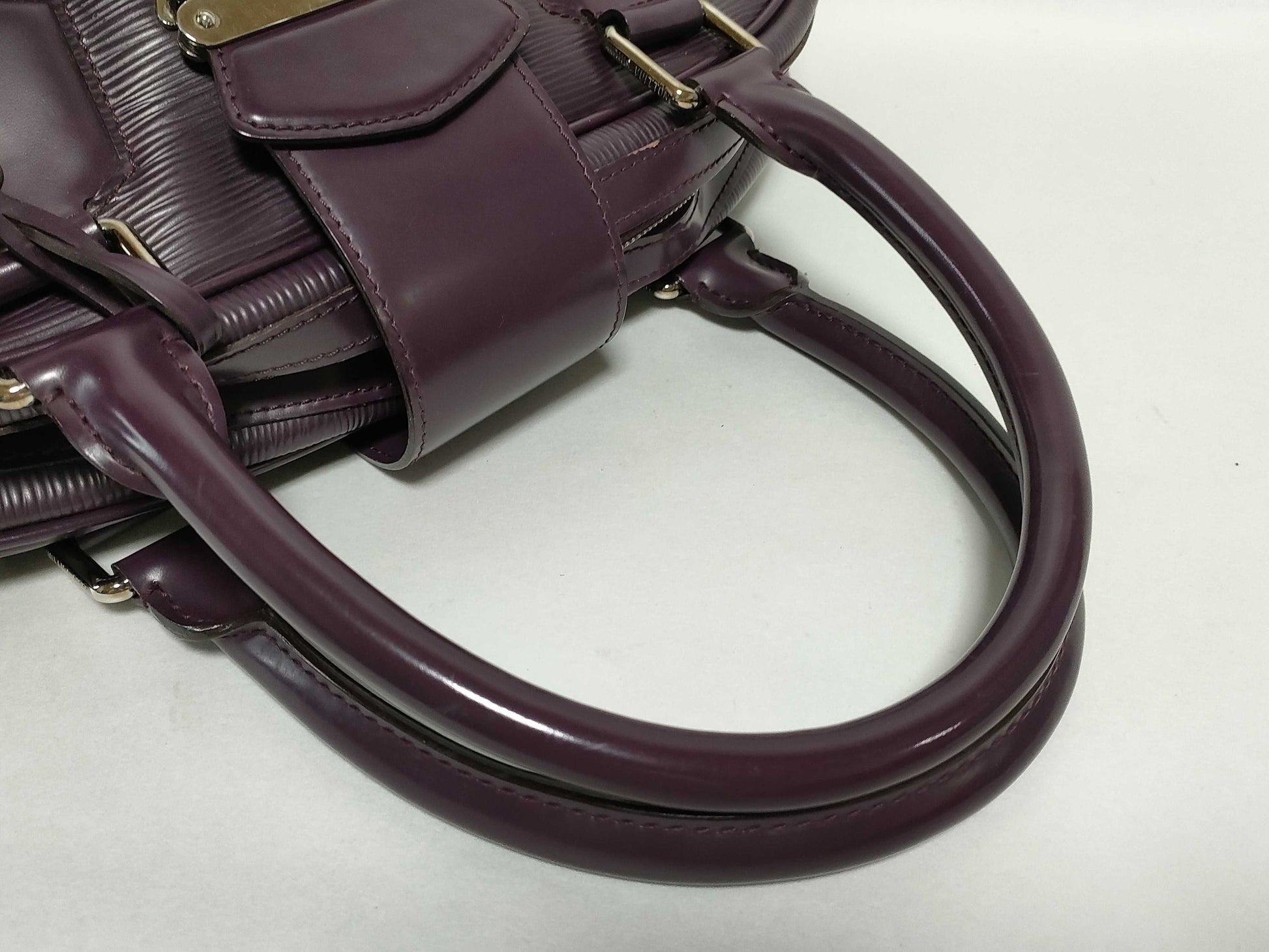 LOUIS VUITTON Epi Leather Montaigne GM Purple Epi Leather Handbag with Silver Hardware