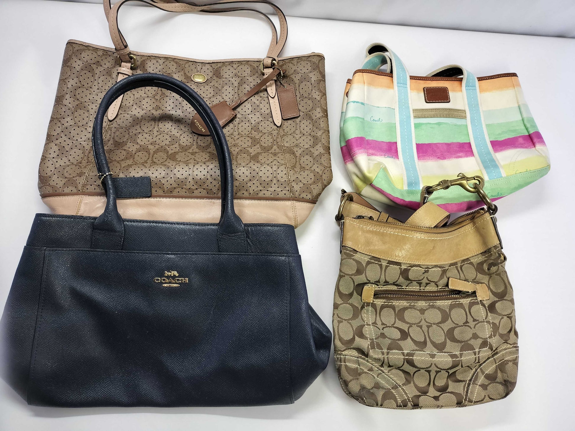 COACH Signature Coach Leather Bag Set of 4 Tote Bags