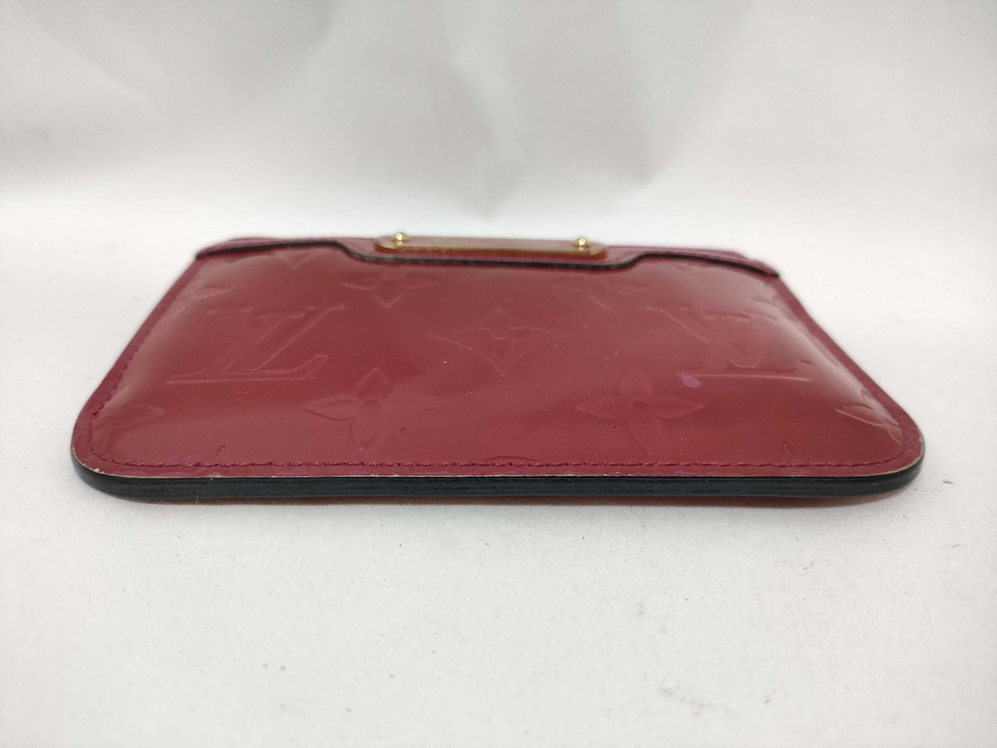 LOUIS VUITTON Vernis Pochette Cle Red Key Case/Coin Case