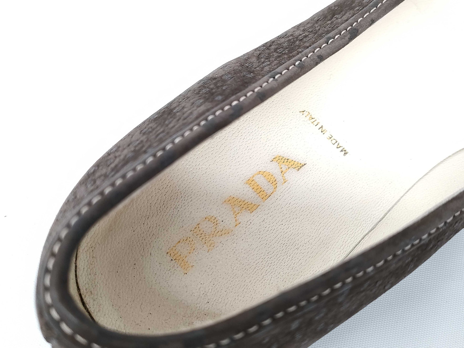 PRADA Prada Suede Flower Flat Shoes Size 35.5 Pumps