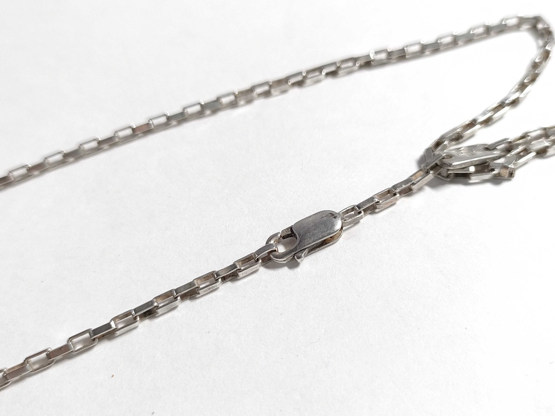 GUCCI SV925 Logo Necklace