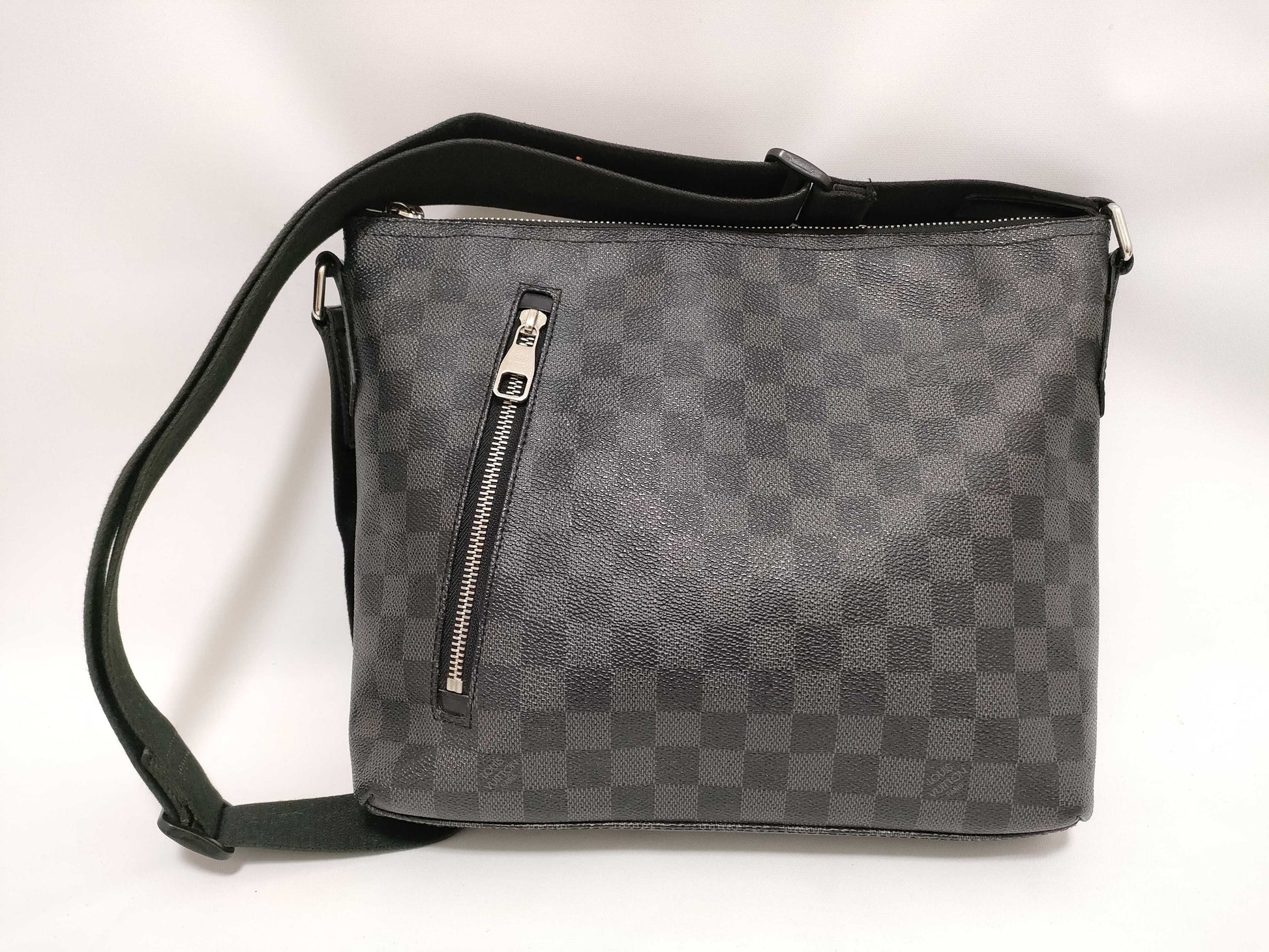 LOUIS VUITTON Damier Graphite Mick PM N41211 Shoulder Bag