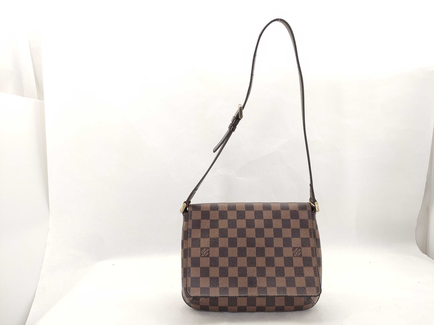 LOUIS VUITTON Damier Louis Vuitton Musette Tango Damier Shoulder Bag