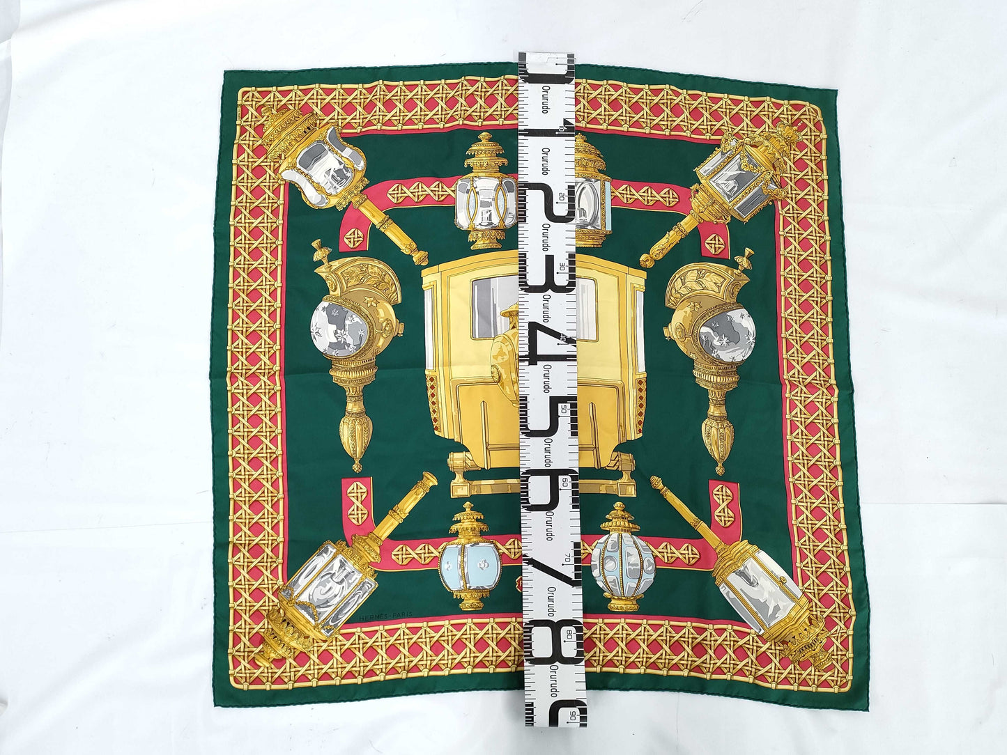 HERMES Carré 90 Scarf Silk