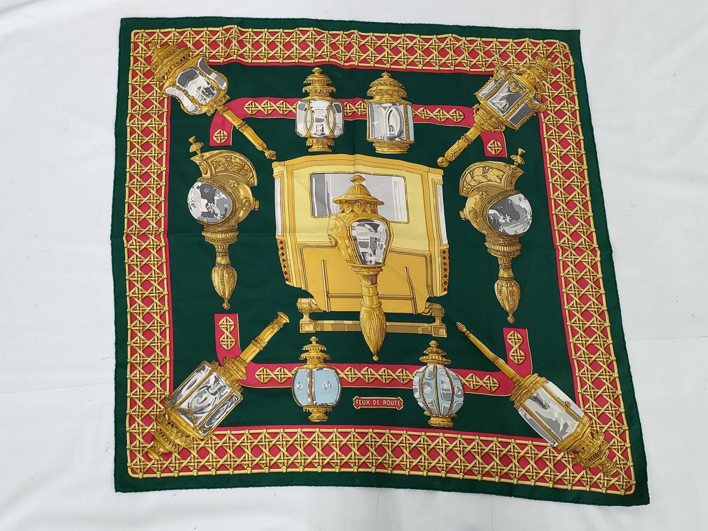 HERMES Carré 90 Scarf Silk