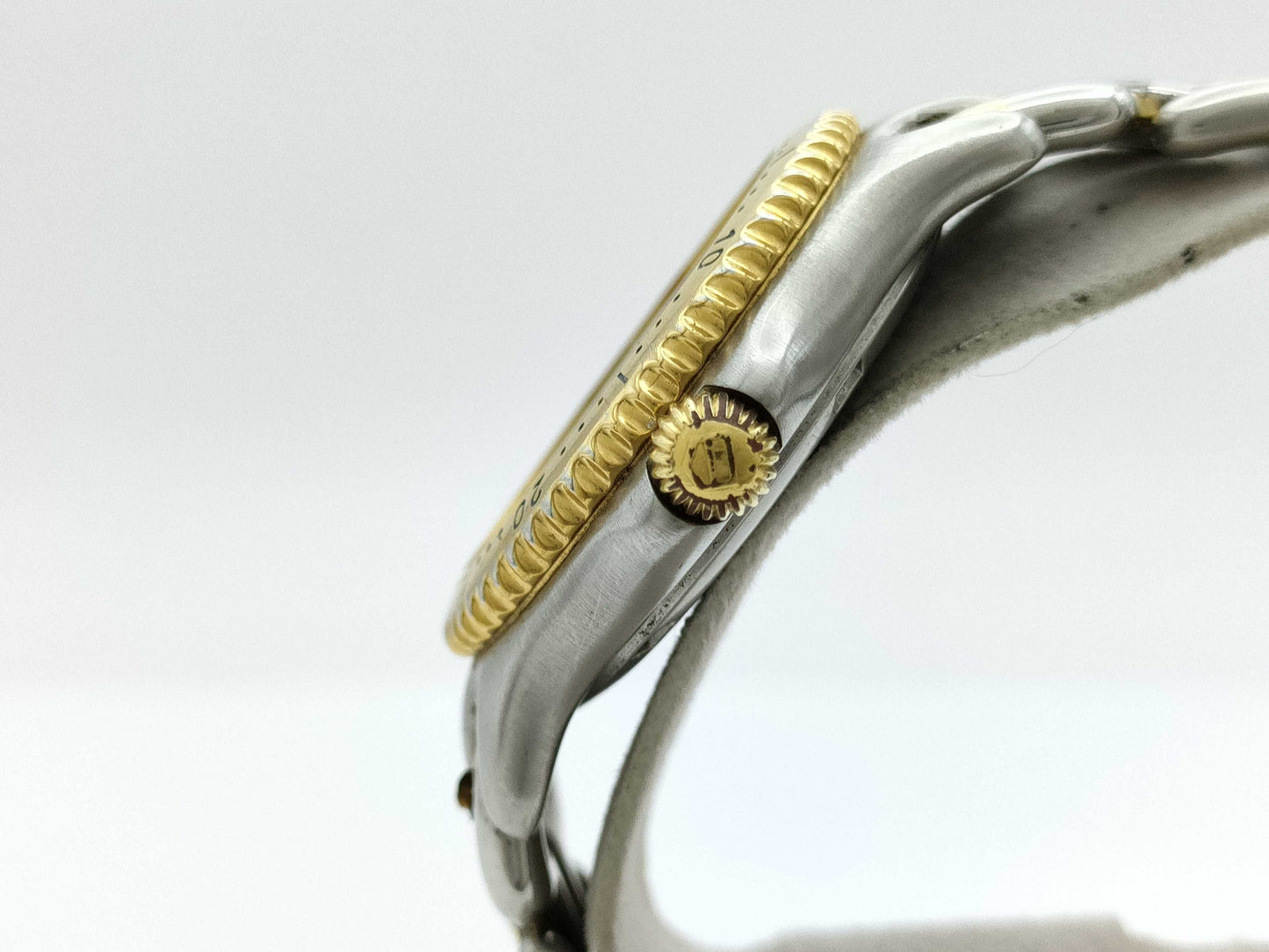 TAG Heuer WG1221-K0 J61305 Quartz Boys' Watch