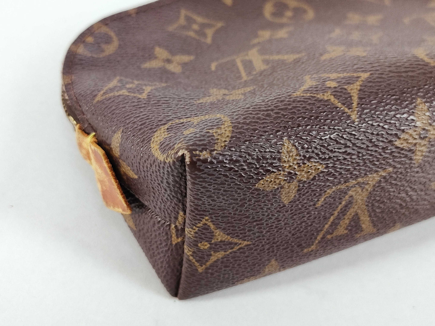 LOUIS VUITTON Monogram Cosmetic Pouch
