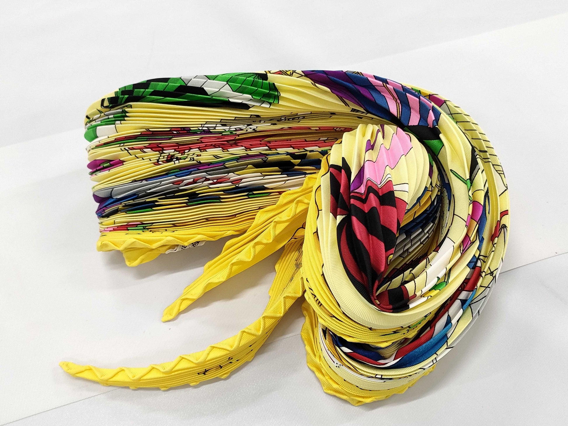 HERMES Pleated Carre Scarf