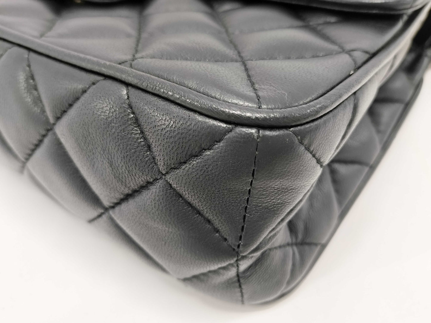 GIVENCHY 4G Quilted Chain Shoulder Bag Shoulder Bag