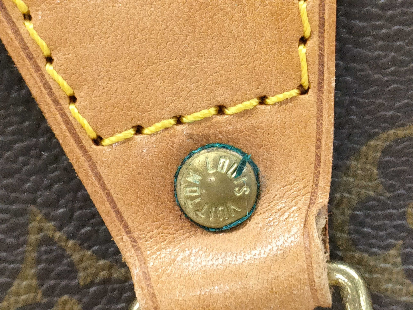 LOUIS VUITTON Speedy Handbag