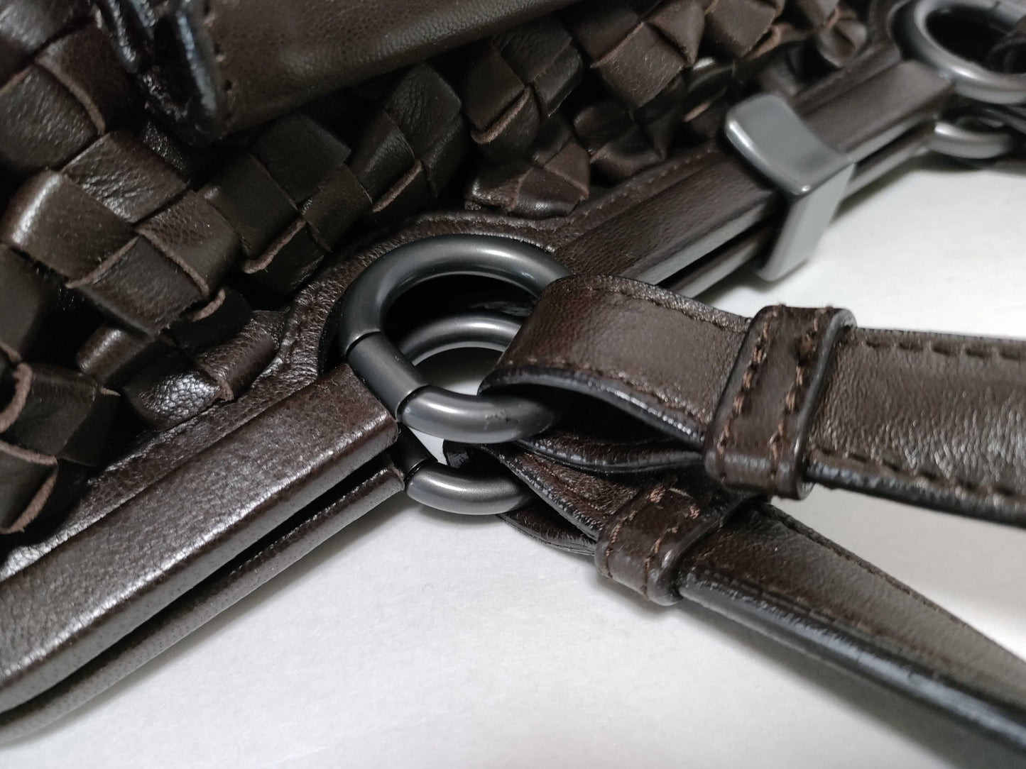 BOTTEGA VENETA Intrecciato 134498 Intrecciato Handbag in Dark Brown Lambskin