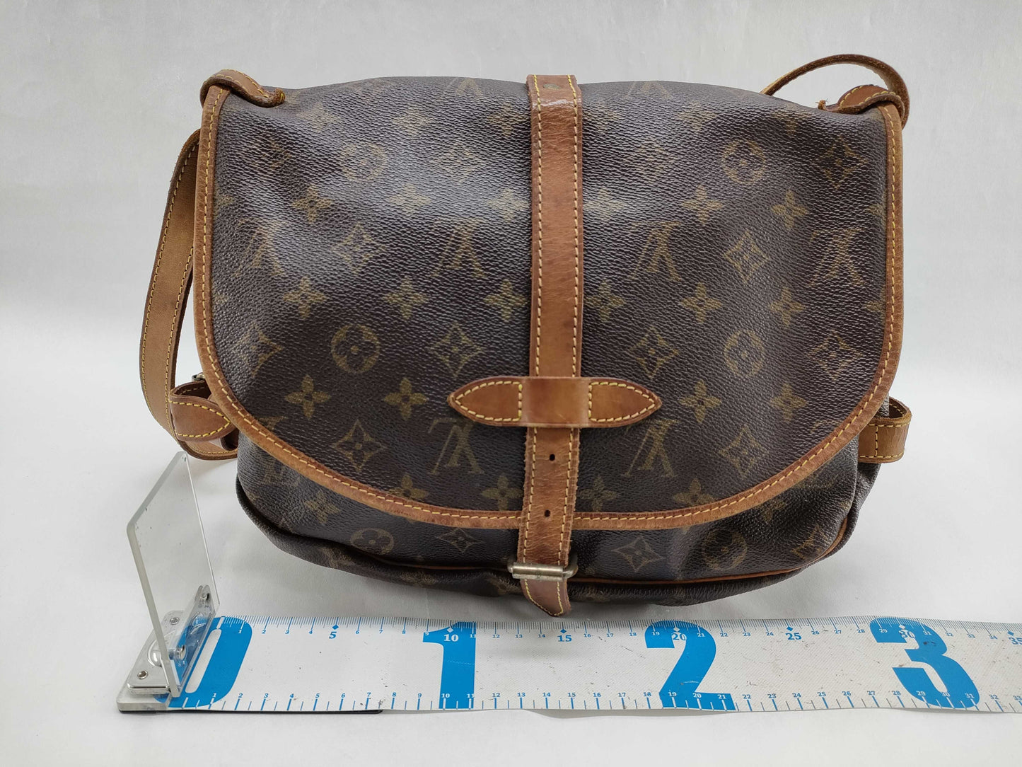 LOUIS VUITTON Monogram Saumur 30 Shoulder Bag M42256/AR0995