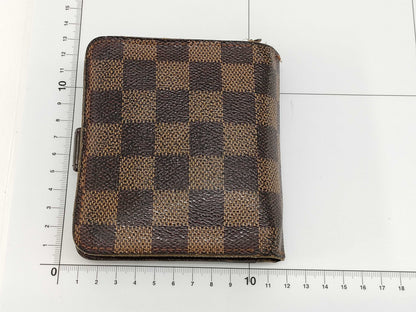 LOUIS VUITTON Damier Compact Zip Wallet N61668/CA1022