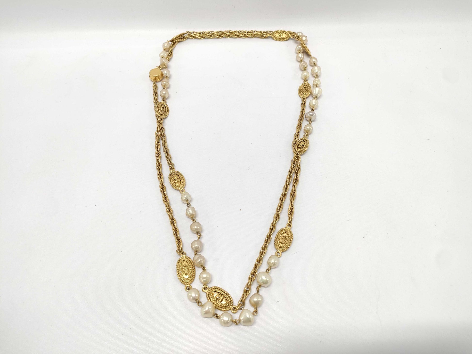 CHANEL Coco Mark Pearl Necklace