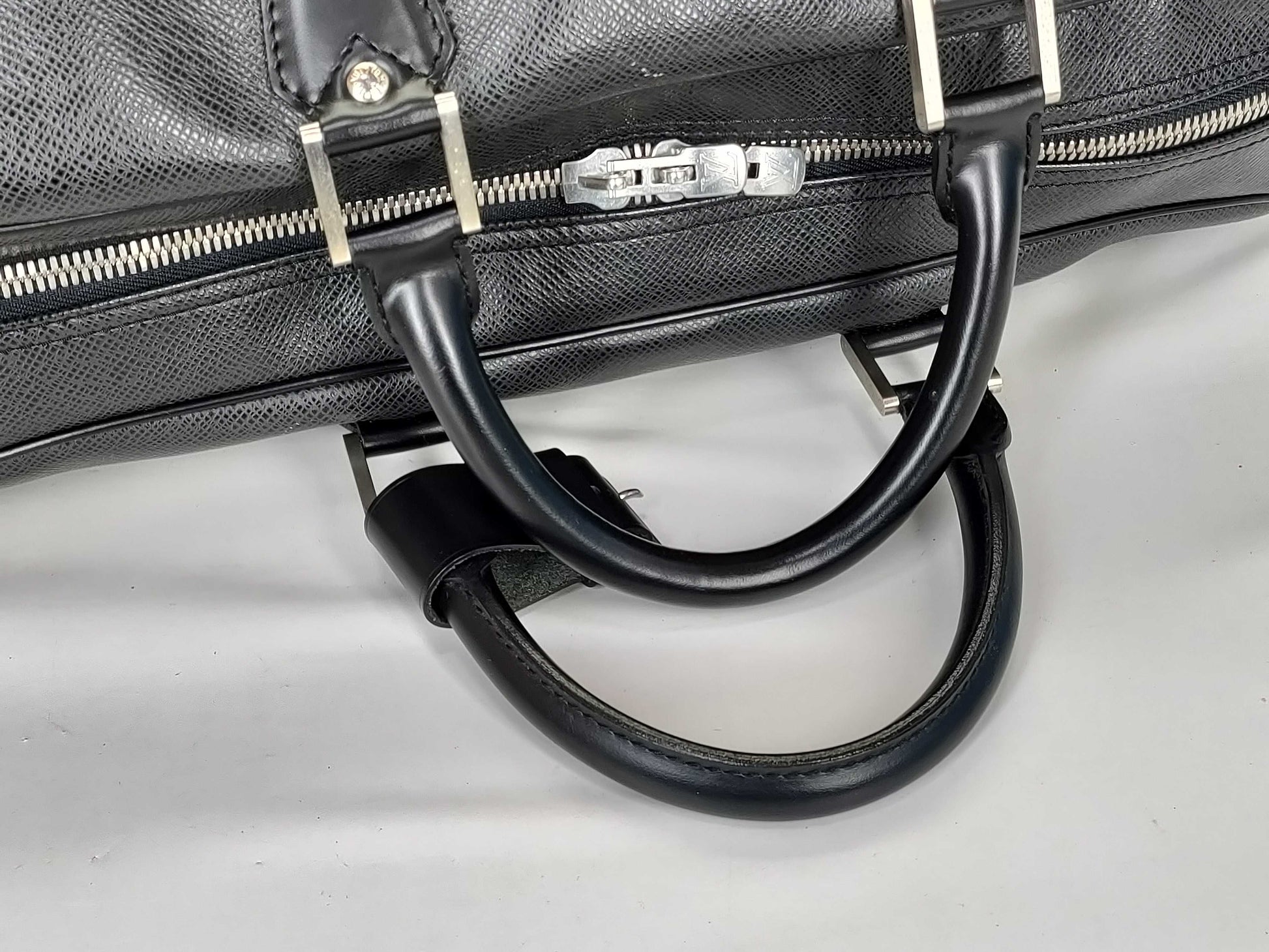 LOUIS VUITTON Taiga Kendall PM M30122/SP0072 Dust Bag Boston Bag