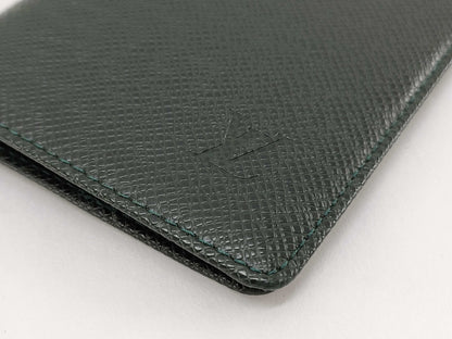 LOUIS VUITTON Taiga Agenda Poche R20405/CA1001 Green Planner Cover