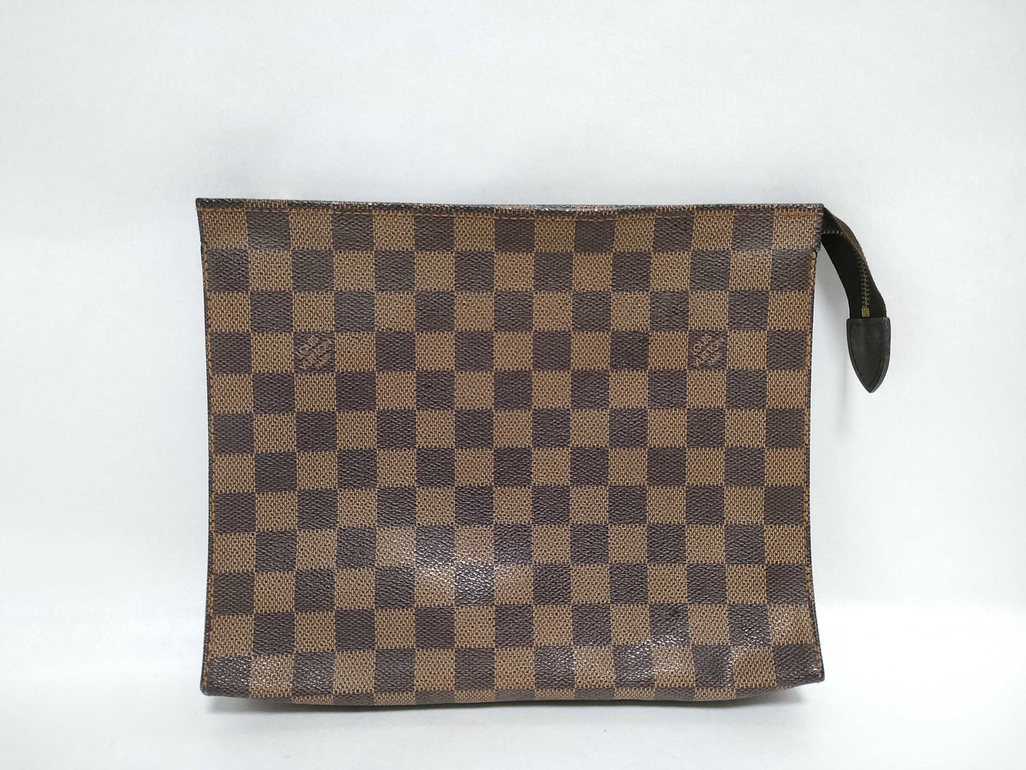 LOUIS VUITTON Damier LV Poche Toilette 26 N47543 Damier Pouch