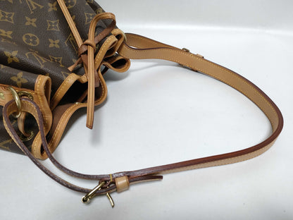 LOUIS VUITTON Monogram LV Noe M42224 Monogram Shoulder Bag