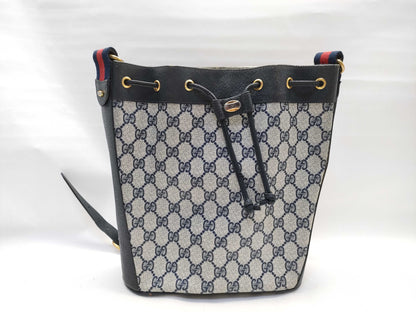 GUCCI GG Supreme Drawstring Old Gucci Canvas Shoulder Bag