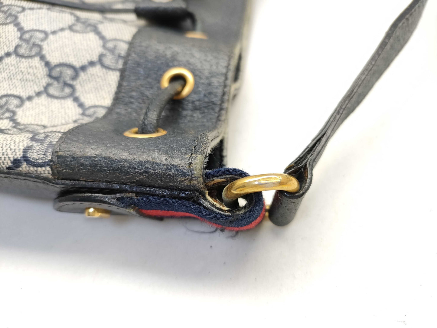 GUCCI GG Supreme Drawstring Old Gucci Canvas Shoulder Bag
