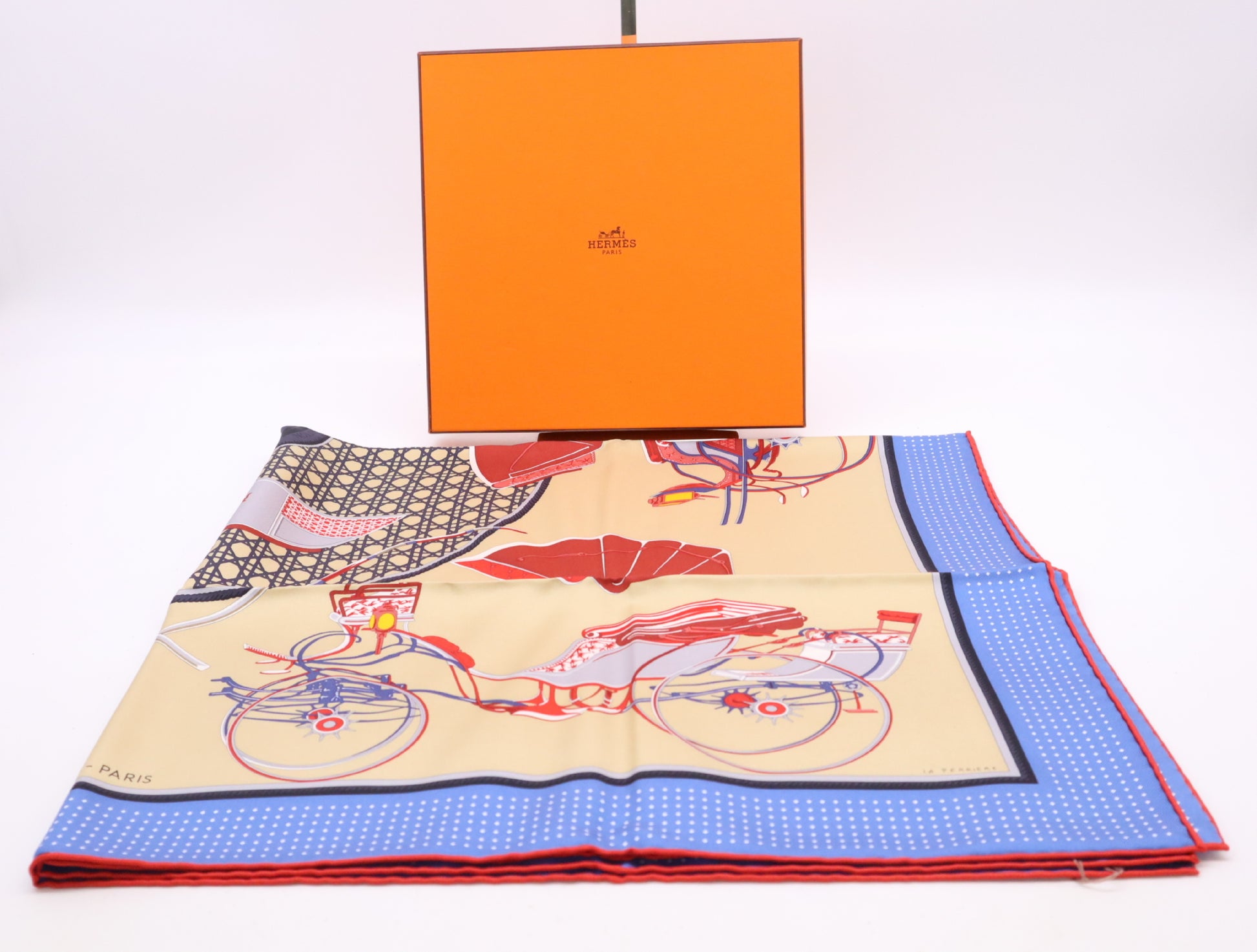 HERMES Silk Carré 90 LA PERRIERE Scarf with Box