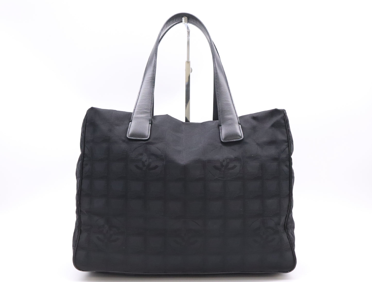 CHANEL New Travel Line A15991 Nylon x Leather New Travel Line Black Tote Bag