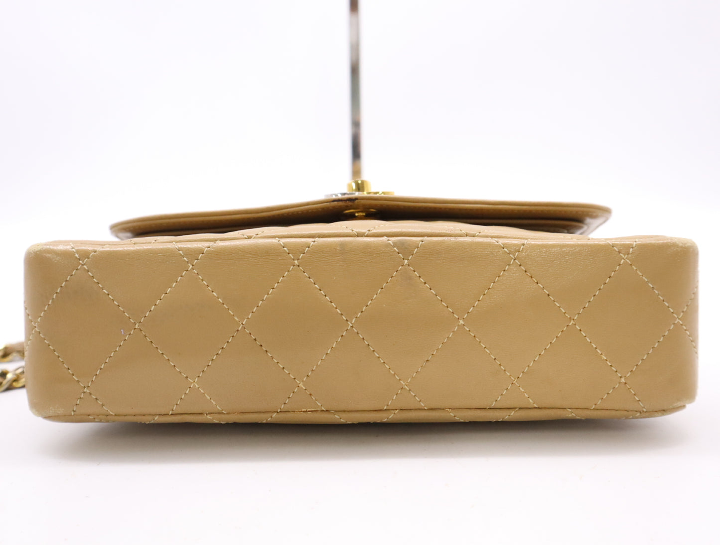 CHANEL Matelasse 22 Lambskin Shoulder Bag with Double Flap, S Chain, GD Hardware, Beige Seal, 186098