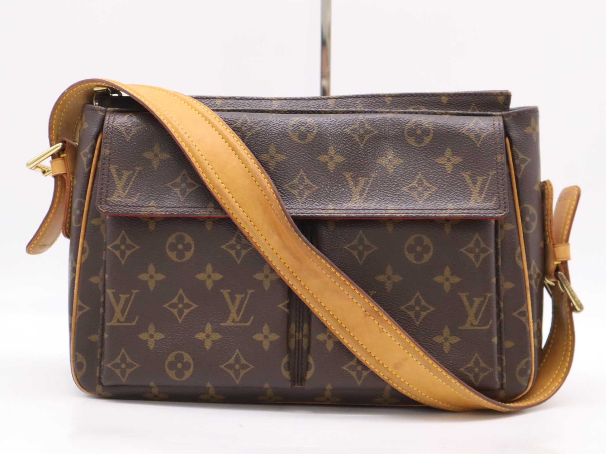 LOUIS VUITTON Monogram M51163 Monogram Viva Cite GM Shoulder Bag