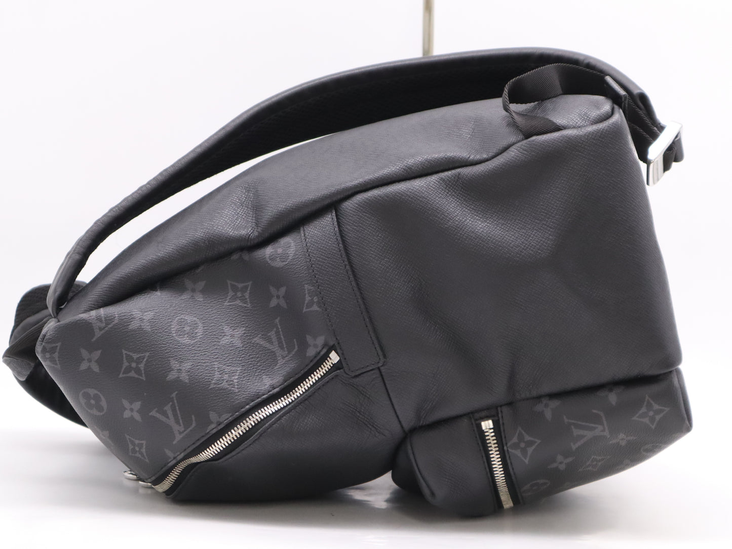 LOUIS VUITTON M30230 Discovery Backpack Noir with Dust Bag