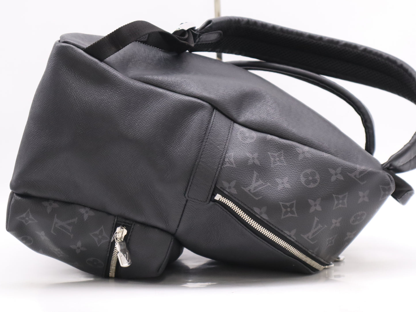 LOUIS VUITTON M30230 Discovery Backpack Noir with Dust Bag