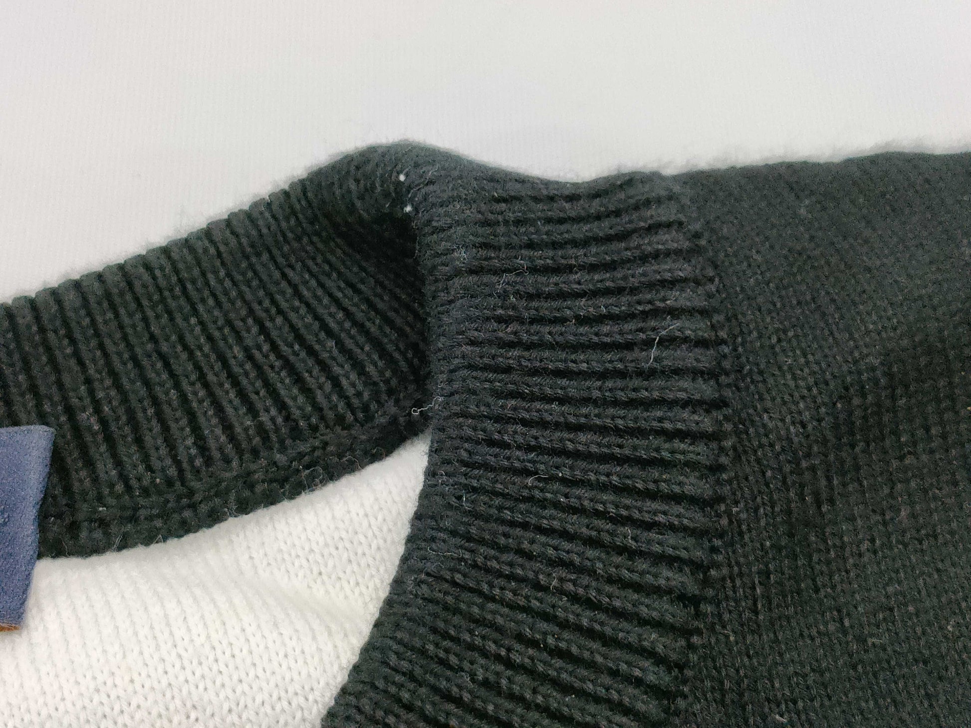 LOUIS VUITTON RM202 USO HJN87W Cotton Virgil Abloh Gradient Monogram Knit? 20AW Size: XS Black Top