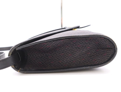 Yves Saint Laurent Leather Triangle Plate Shoulder Bag