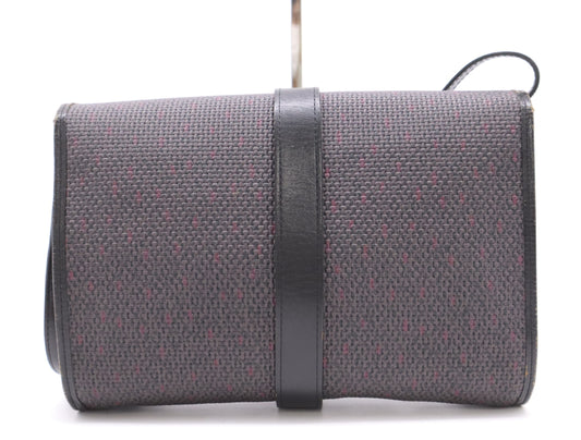 Yves Saint Laurent Leather Triangle Plate Shoulder Bag