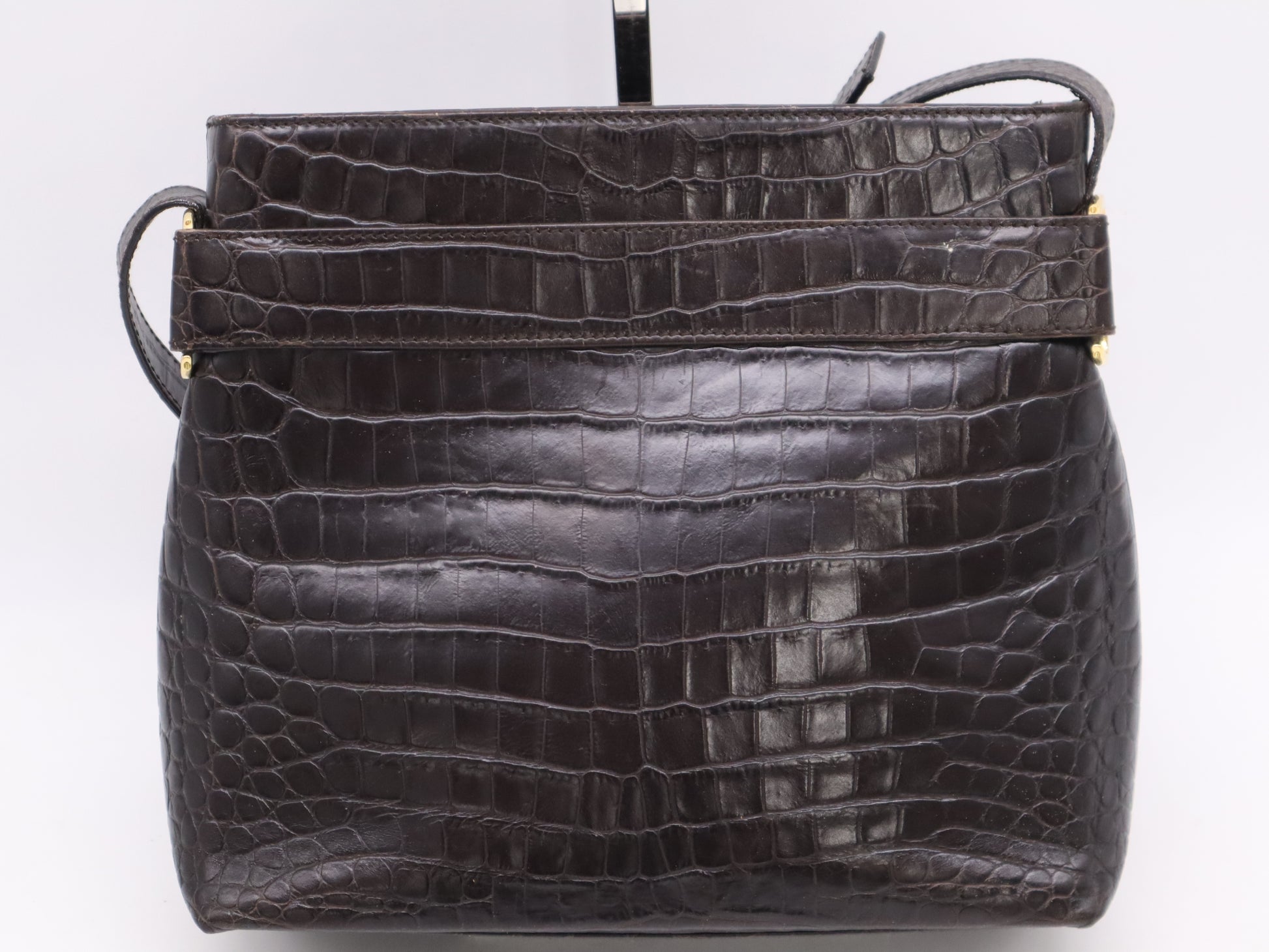 Salvatore Ferragamo Vara Leather Shoulder Bag in Black